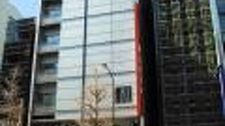 包装用品専門店ですが、文具も多い