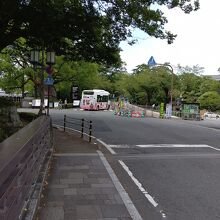 熊本城付近を走る熊本城周遊バス