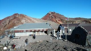 富士山頂 頂上富士館