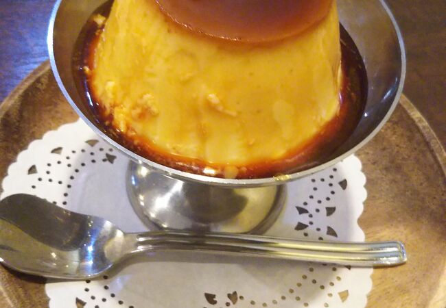素敵な純喫茶 王道プリンと季節のスカッシュ