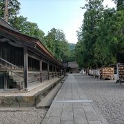 全国の八百万の神々が出雲に集う神在月だけに開けられる扉