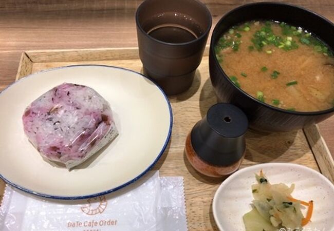 ささっと食べられ便利