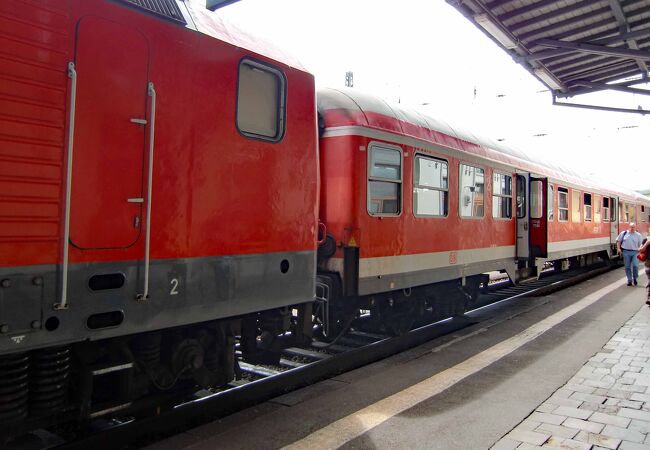 平日は空いている普通電車