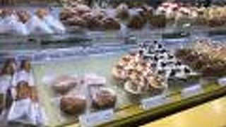 ハスカップレアチーズケーキがオススメします、486円と大変お得です