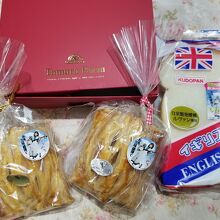 青森名物？イギリストーストとアップルパイを空港で購入