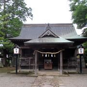 鷺舞はこの神社の神事で舞われます。