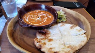 カレーも良いですが、チーズパン？は食べるべし