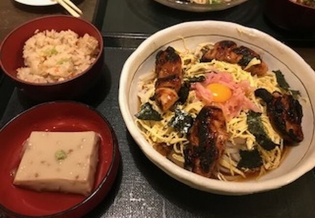 ソバも、うどんも美味しかったです