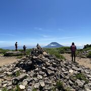 初心者でも登れて雲海と羊蹄山の姿が美しい