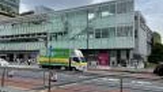 高速バスターミナル