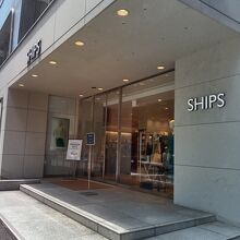 SHIPS (有楽町店)