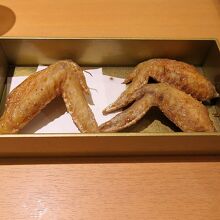手羽先の食べ比べ、やっぱり名古屋コーチンは旨い！