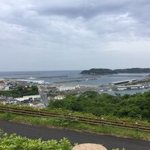 駐車場から見える浜田の町並み