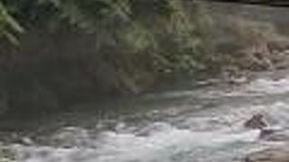 急な流れを保つ一級河川