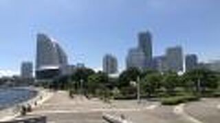 みなとみらい地区最大の緑地