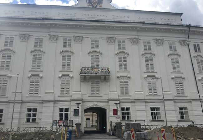 ハプスブルク家の宮殿