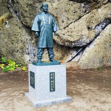 江差追分の功労者、青坂氏の銅像