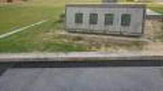 学校の夏休み期間中の8月上旬に訪問