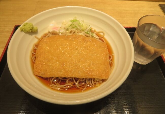 駅構内にある蕎麦屋
