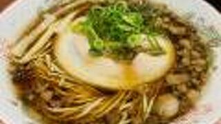 駅からすぐ近くにある尾道ラーメン店