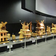 出土した家形埴輪の展示