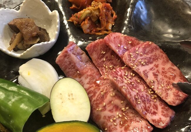 川崎名物 炭火焼肉 食道園