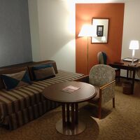 ソファーベッドとデスク