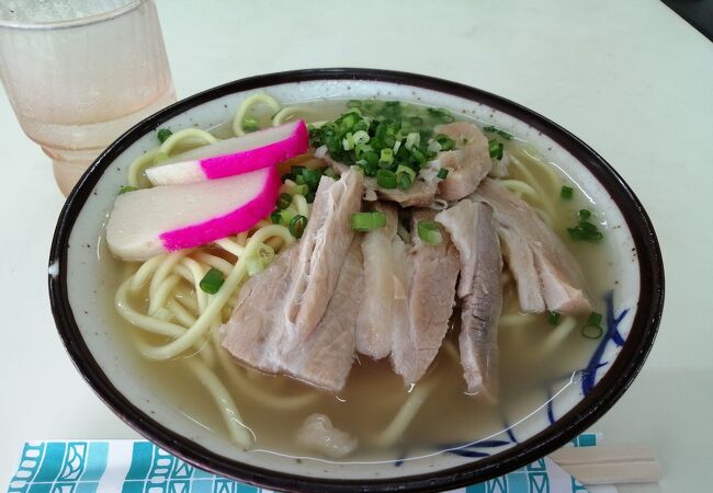 揚げ物の定食が人気のようです