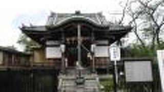 福を招き繁栄をもたらすご利益があります。