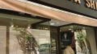 銀座のオーダーシャツ専門店