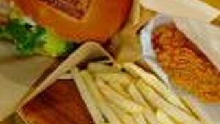 お肉がジューシ！女性に優しい小ぶりサイズあります