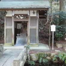 摂社　胸形神社