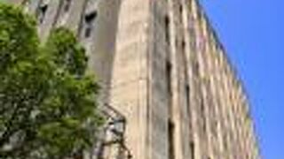 ちょっとくすんで