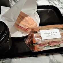 好みのサンドイッチとセットドリンクで1000円以内のランチに