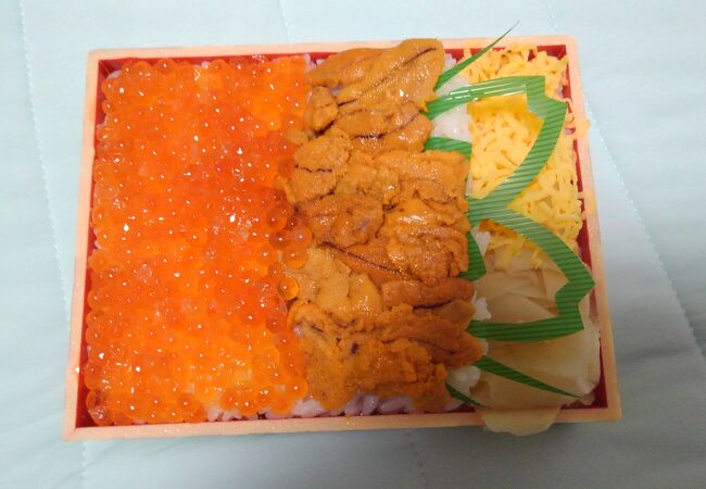 キラキラのイクラとミョウバンなしのウニ