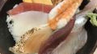 ここの酢飯が好き