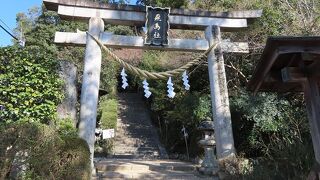 あすかにいます・じんじゃ