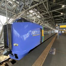 旭川駅で発車を待つサロベツ1号