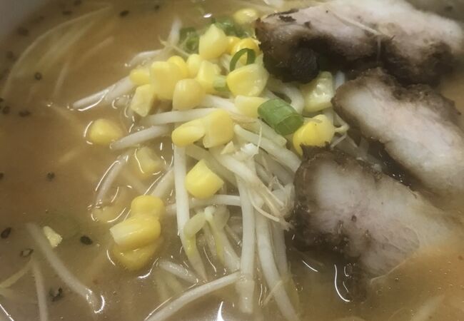 昔懐かしい感じのするサッポロラーメン