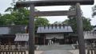 伊勢神宮に祀られている天照大神、豊受大神がこの地から伊勢に移されたという故事のある丹後国の一宮