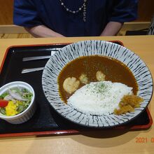 連れ合いの食べた　帆立カレー！