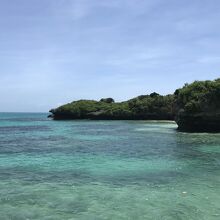港横の美しい海