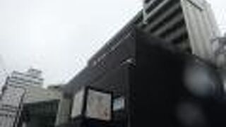 変わった形のショッピングモール