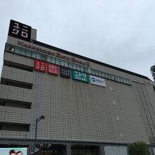 ユニクロとニトリ