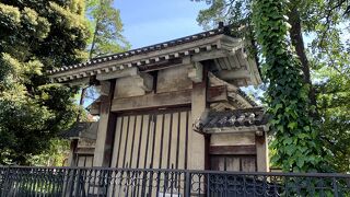 徳川家の通用門