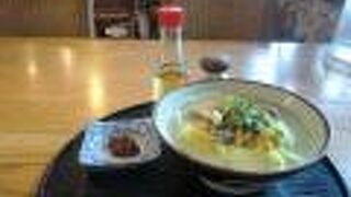 おみやげ品店でランチ