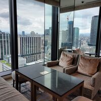 ラウンジからの眺めもよし