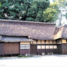 季節ごとに展示や昔の物作り体験も実施