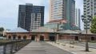 レトロな商業施設