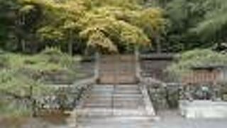 第121代孝明天皇と英照皇太后の陵